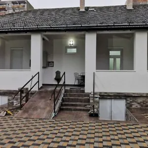 Golya Beds Free Parking Hostel
