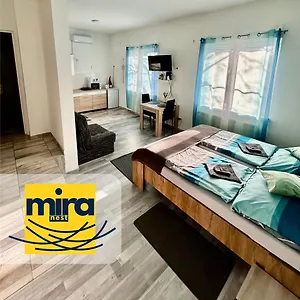 Mira Nest - Vendégház